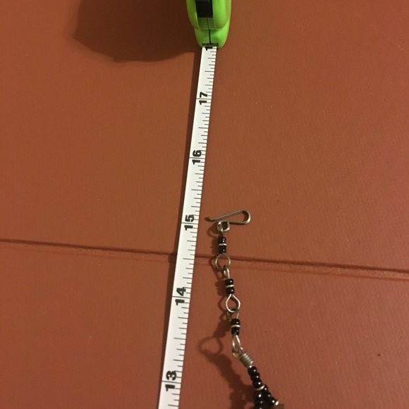 15in Glass 2 tone pieces w/Black Beads Choker - Picture 4 of 9